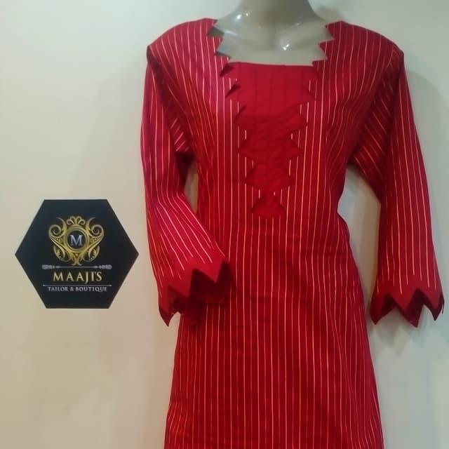 Ladies 2 piece designing suit