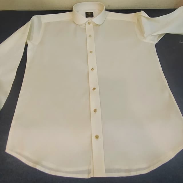 Men's round collar dress shirt